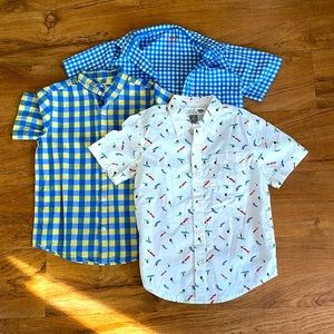 Boys 6/7 short sleeve button up bundle. Excellent condition. No stains.